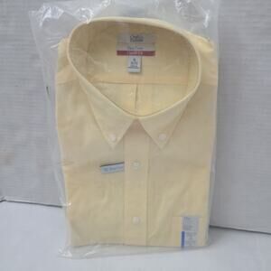 NWT Croft & Barrow Classic Fit Men's Dress Shirt Long Sleeve Soft Yellow Sz 16